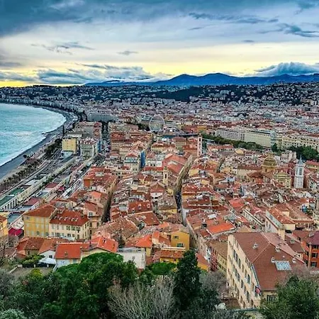 Appartement Au Coeur Du Vieux - Vue Et Clocher