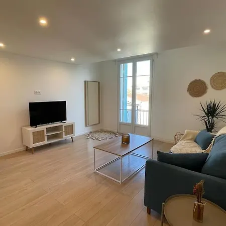 Apartment A 2 Pas De La Et Parking Prive Nice