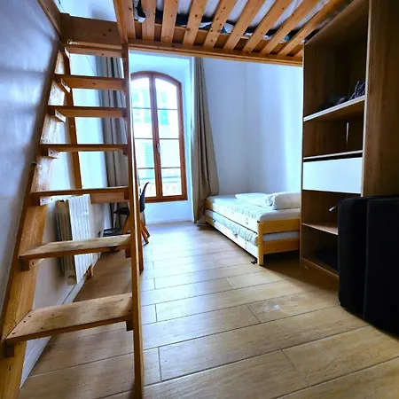 Appartement Big Flat - Le Cala - Center - 4 Bedrooms, Sleeps 13, Near Beach, Train Station, Parking, Wifi, Air Conditioning I Group I Business I Family