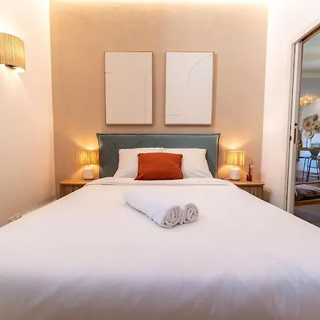 Superbe Deux Chambres, Centre Proche Port Apartment