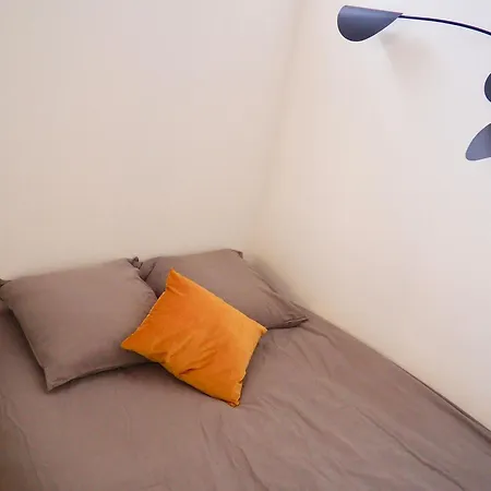 Proche De Libération Avec Balcon Ensoleillé Appartement *