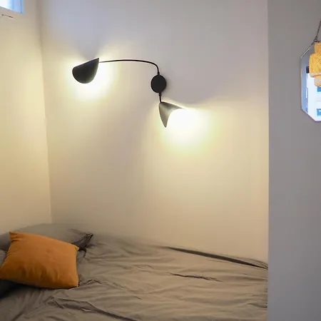 Proche De Libération Avec Balcon Ensoleillé Nice