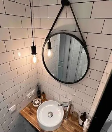 Cozy One Bedroom In Center Apartment