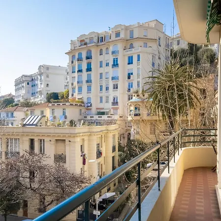 * Le Provençal * Cosy Flat 3 Min Walk From The Sea *