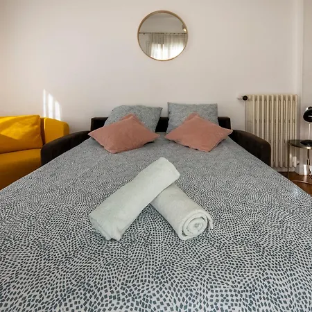 * Le Provençal * Cosy Flat 3 Min Walk From The Sea