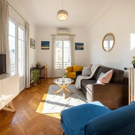 Appartement * Le Provençal * Cosy Flat 3 Min Walk From The Sea *