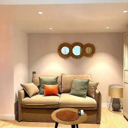 Apartment Angleterre 5 - Centre - 2 Pieces Mezzanine