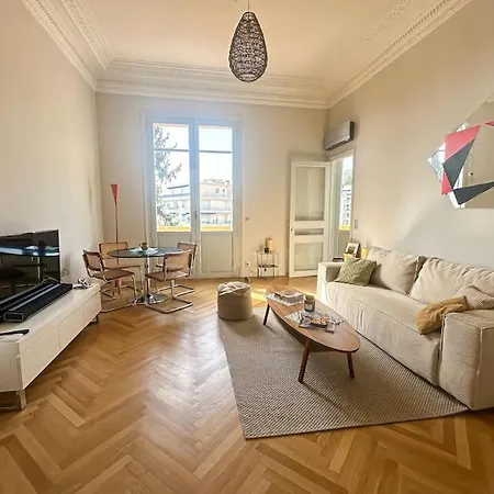 Exceptionnel Belle époque Avec Grande Terrasse Plein Sud Appartement