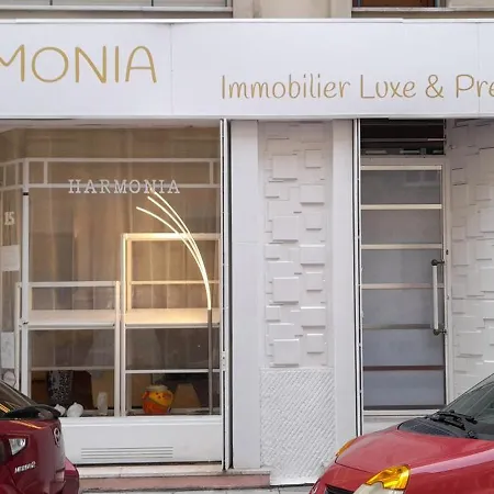 Exclusive Dans 2 Pieces 40 M2 Atypique Original Dans Grande Structure Type D'hote 80 M2 200 M Promenade Des Sejour Couette-café