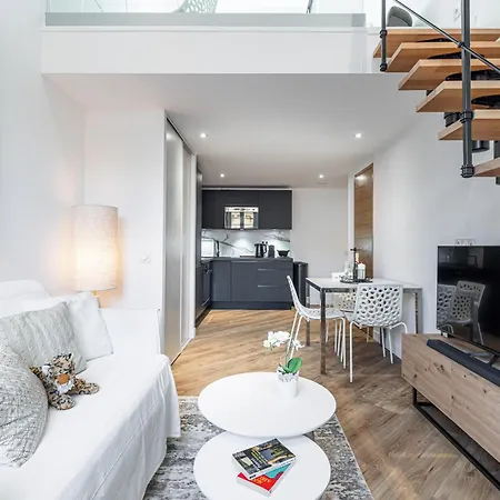 Appartement 5 Fodere - Magnifique Duplex - Port De - Dernier Etage *