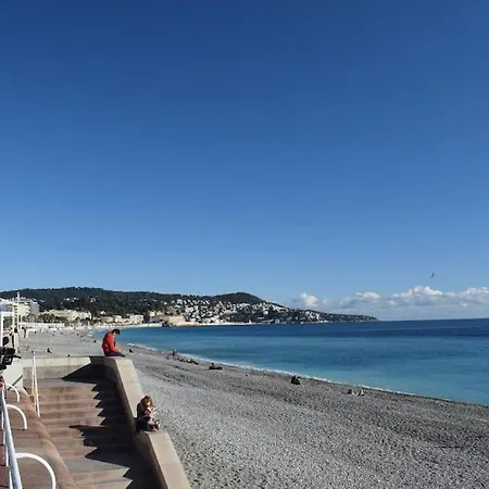 Appartement Le Village - Cosy Flat 5 Min Walk Away From Sea Nice