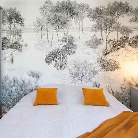 L58 Staywiz Us -port 2 Bdrs 5mins Old Town & Tram Apartment Nice