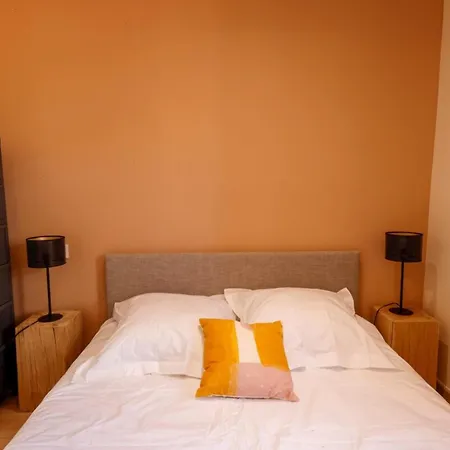 06a2 - Heart Of Old Beautiful Renovated Appartement