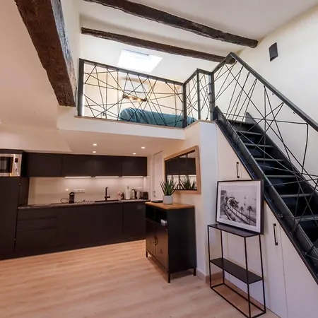 06a2 - Heart Of Old Beautiful Renovated Nice