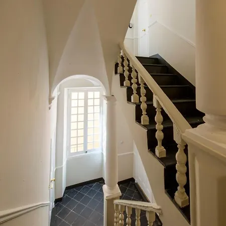06a2 - Heart Of Old Beautiful Renovated Appartement