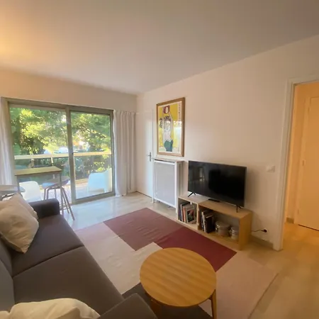 Appartement Lovely *