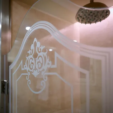 Aparthotel Maison Des Barons 4*