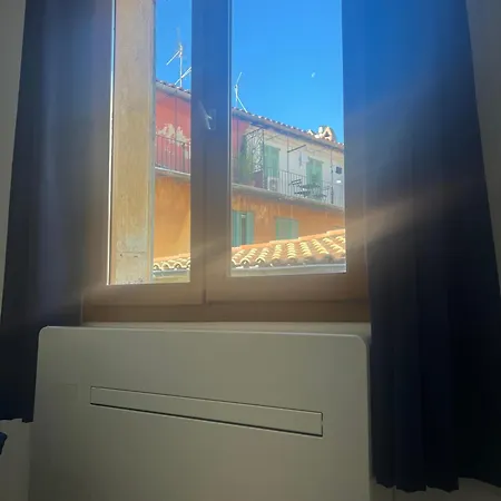 Climatise Dans Le Vieux * Nice