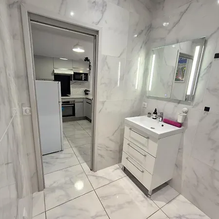 Rénové Au Centre Appartement Nice