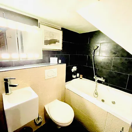 New Design Flat With Ac And Heat Old 5m To The Beach Apartment *
