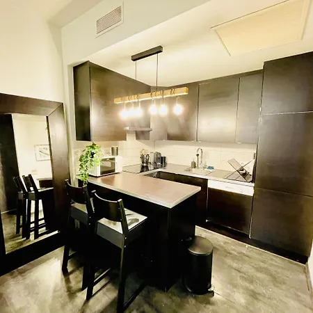 Apartment New Design Flat With Ac And Heat Old 5m To The Beach *
