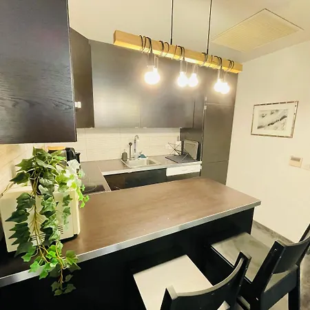 Apartment New Design Flat With Ac And Heat Old 5m To The Beach Nice