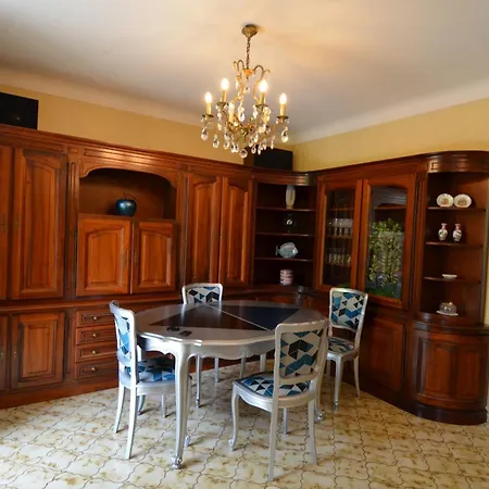 Ancienne Annonce Parc Louisa - D'epoque Avec Jardin Et Parking 4 Personnes *