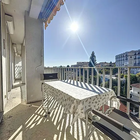 Magnifique Dernier Etage A 300m De La Promenade! Apartment *