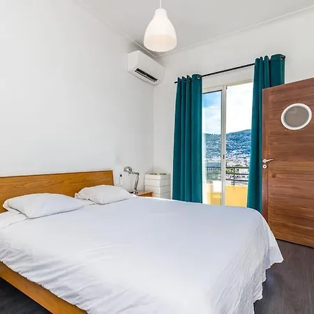 Penthouse 2bedroms 6pax Views & 45m2 Terrace Apartment