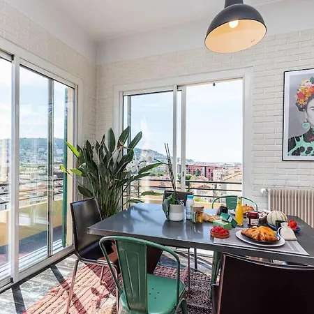 Penthouse 2bedroms 6pax Views & 45m2 Terrace Apartment