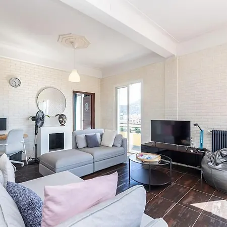 Penthouse 2bedroms 6pax Views & 45m2 Terrace Apartment *