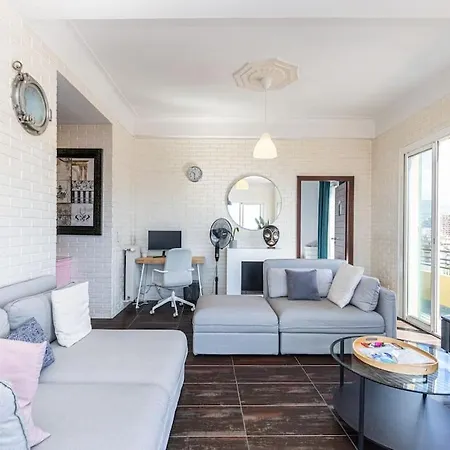 Penthouse 2bedroms 6pax Views & 45m2 Terrace * Nice