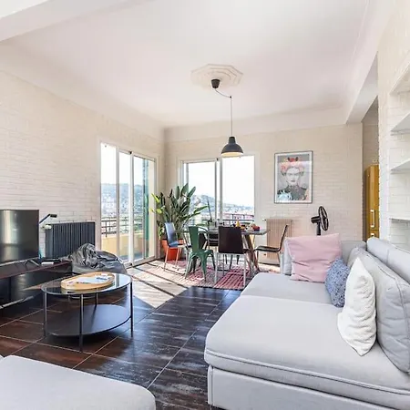 Penthouse 2bedroms 6pax Views & 45m2 Terrace Apartment