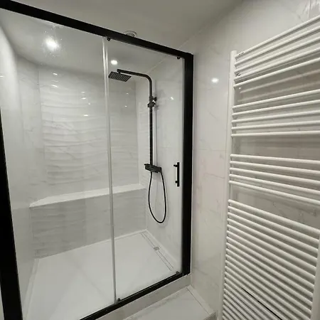 Belle Avec Piscine Et Vue Mer *