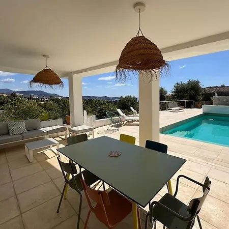 Belle Avec Piscine Et Vue Mer Nice