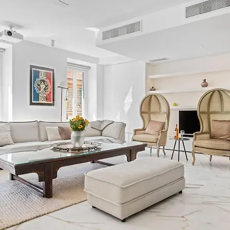 - Bonaparte Apartment *