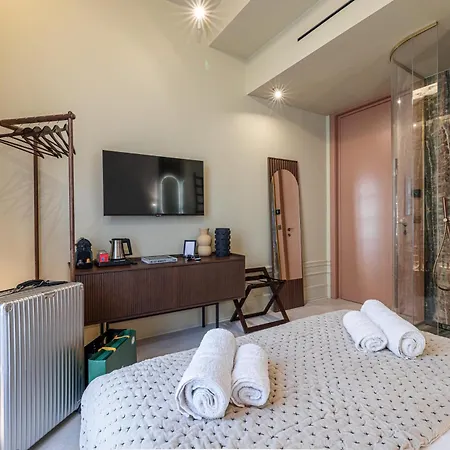 Hotel Naomi 3*