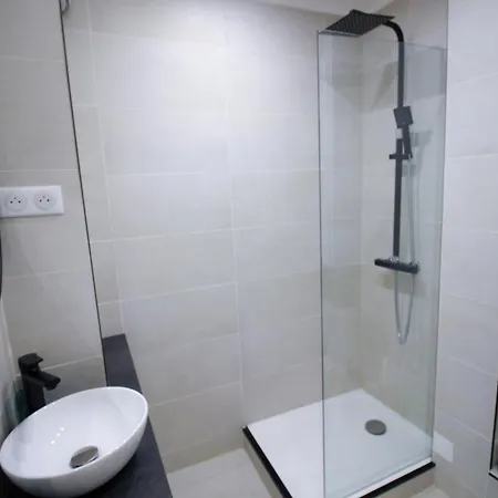 Clemenceau 2 - Confortable Climatise Proche Gare Apartment Nice