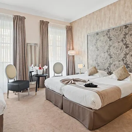 Victoria 4*