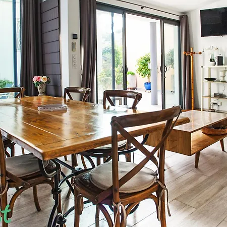Cocooon Apartment