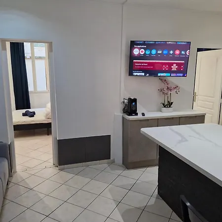 Apartment 4 Pieces - Gare Riquier *