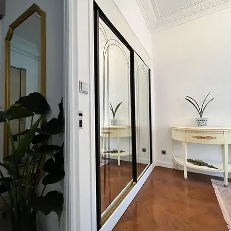 Appartement Au Coeur De *
