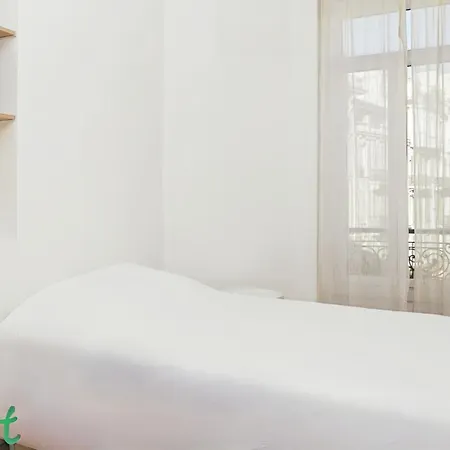 Appartement Contemporain Centre Et Plages