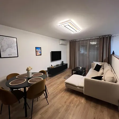 Appartement Olympie, Airport, Train And Tram Station Fully Equipped For 3 Peoples *