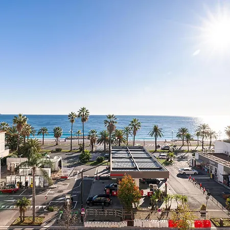 Sea View&promenade Des *