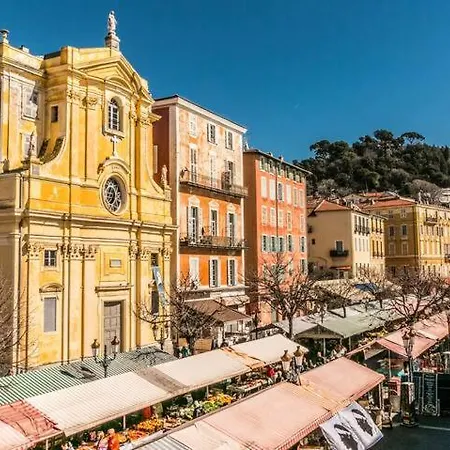 Centre, Renove,calme,proche Plages Et Zone Pietonne Nice