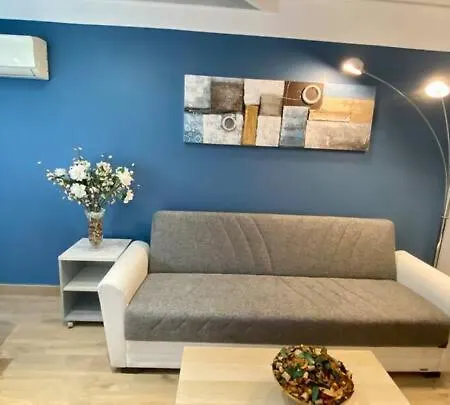 Centre, Renove,calme,proche Plages Et Zone Pietonne Apartment *