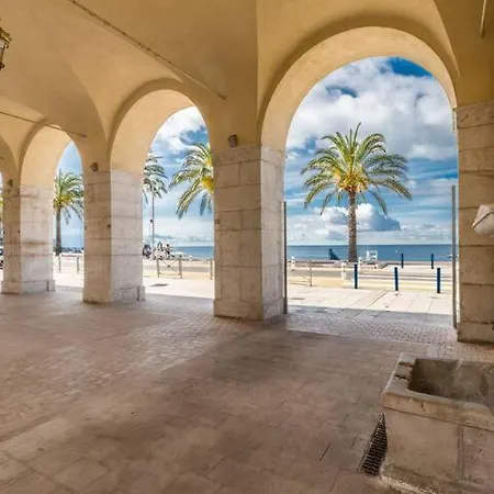 Centre, Renove,calme,proche Plages Et Zone Pietonne Apartment Nice