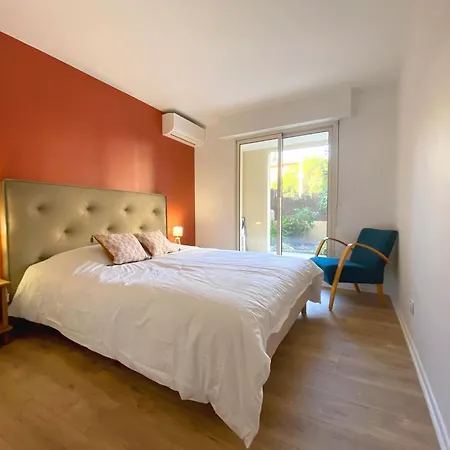 Apartment Magnifique 60m Terrasse Clim Parking Prive