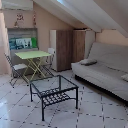 2p Carre D'or, Hypercentre Apartment *